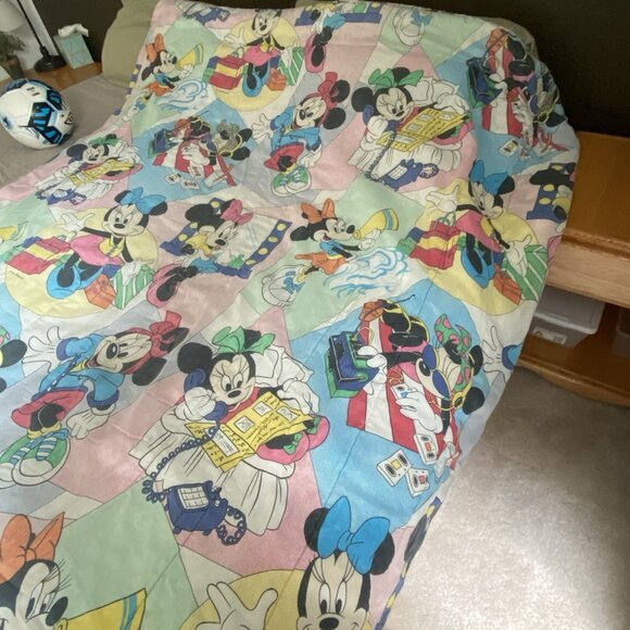 Vintage Disney 80's Minnie Mouse Complete Comforter Signs Of Wear - Picture 3 of 5